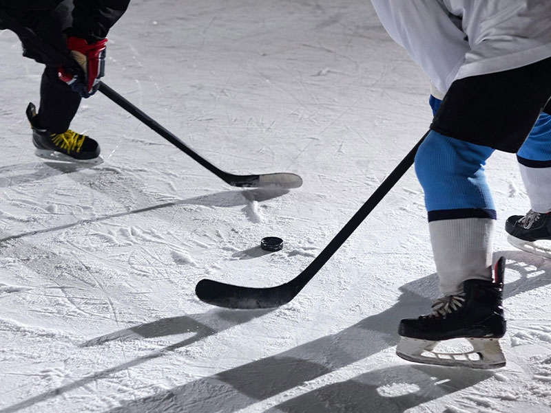 Hockey su ghiaccio e fisioterapia: prevenzione, cura e recupero